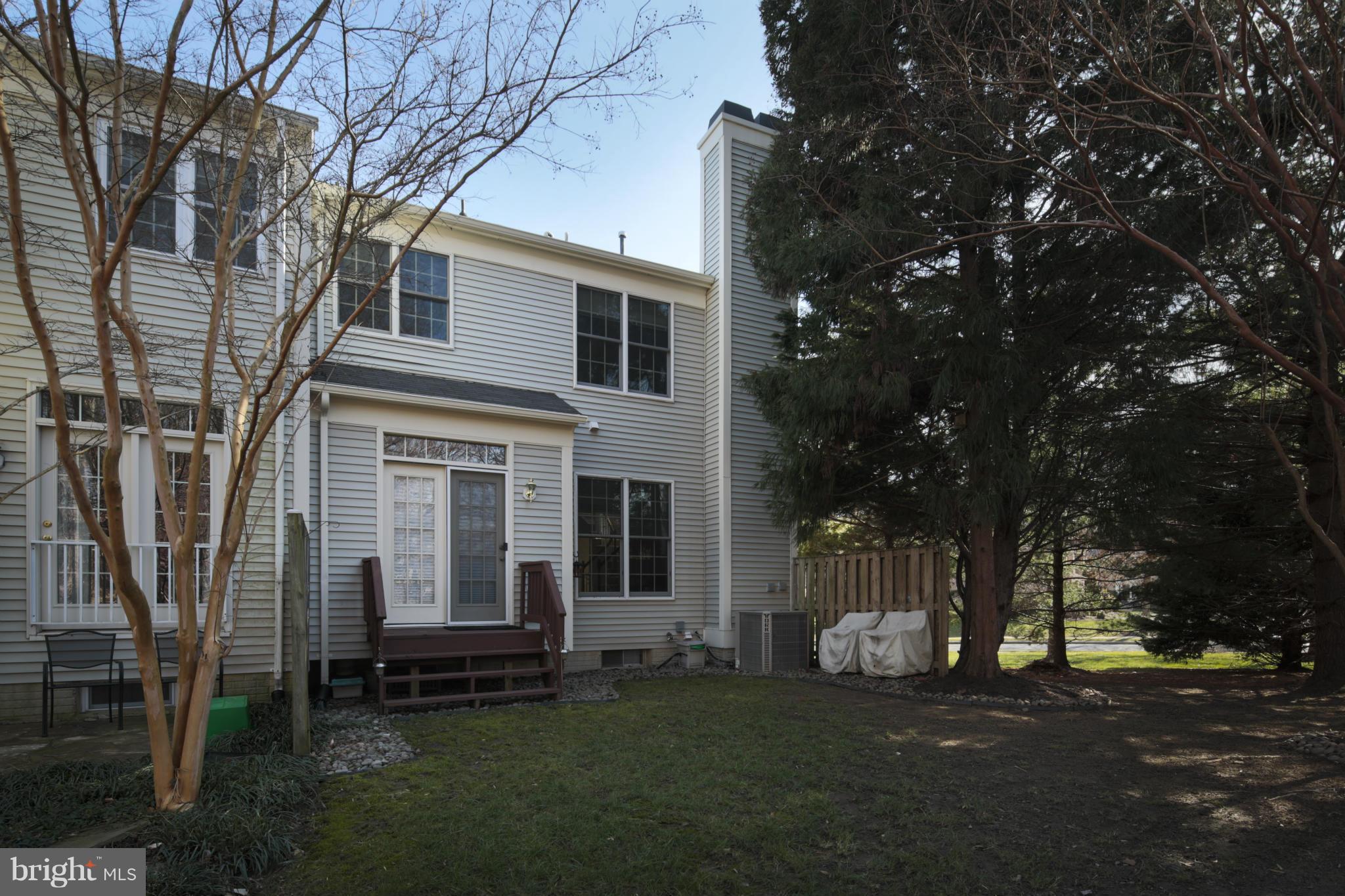 TOWNHOMES OF TIMBERLAND - Residential