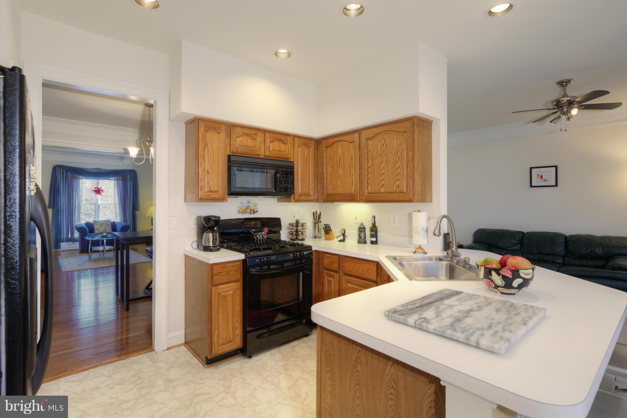 TOWNHOMES OF TIMBERLAND - Residential