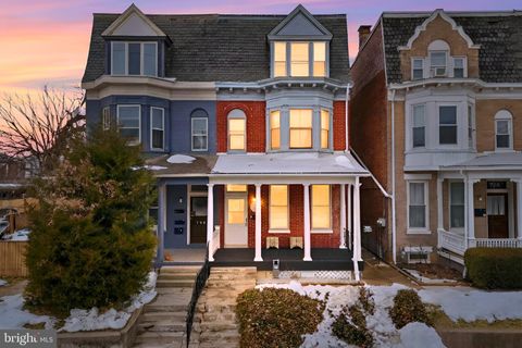 727 W KING STREET YORK PA 17401