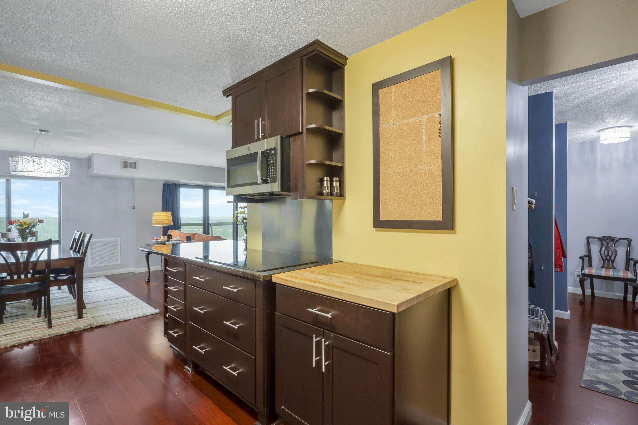 WATERGATE AT LANDMARK - Residential