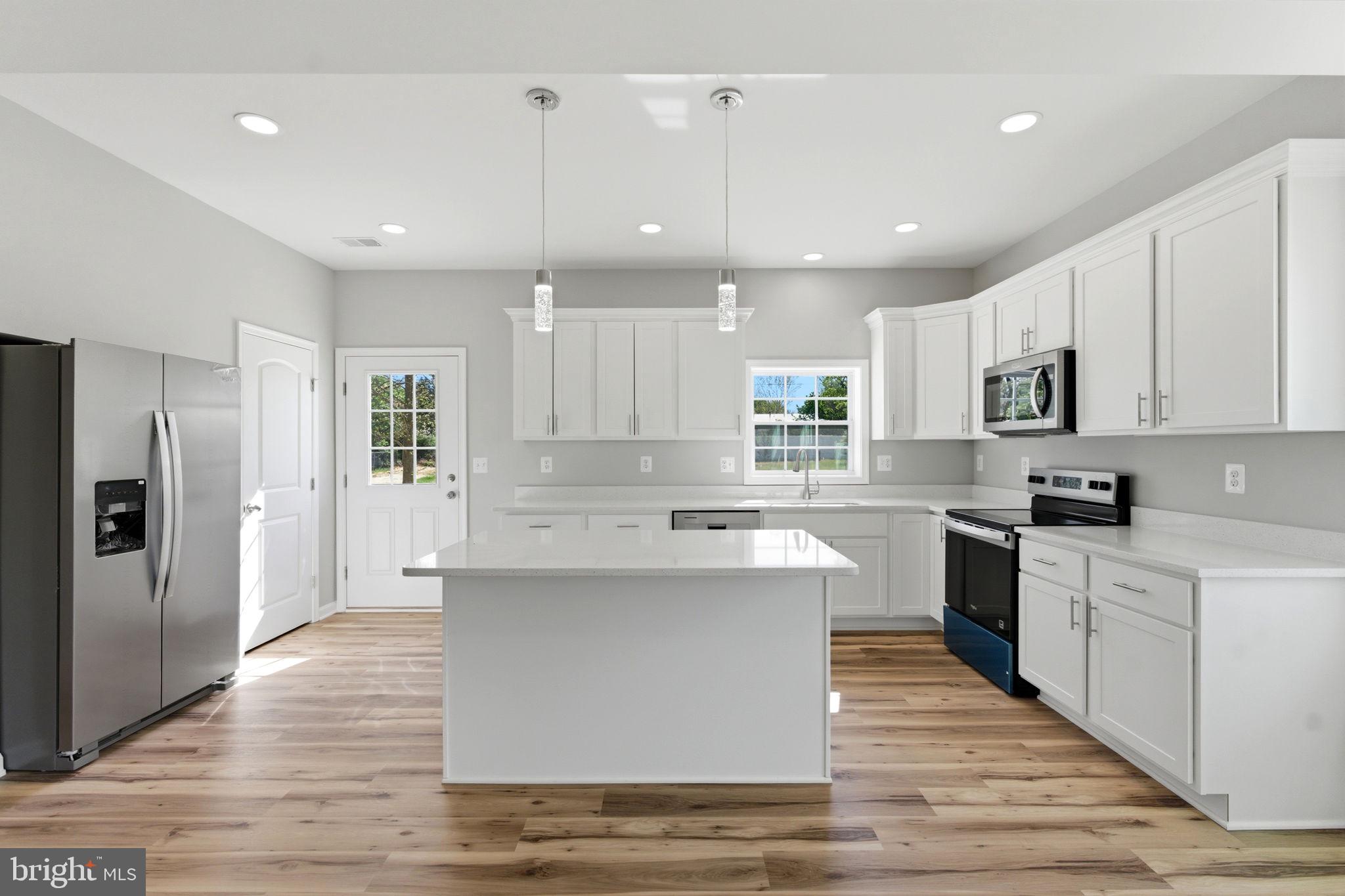 INWOOD EAST - Residential