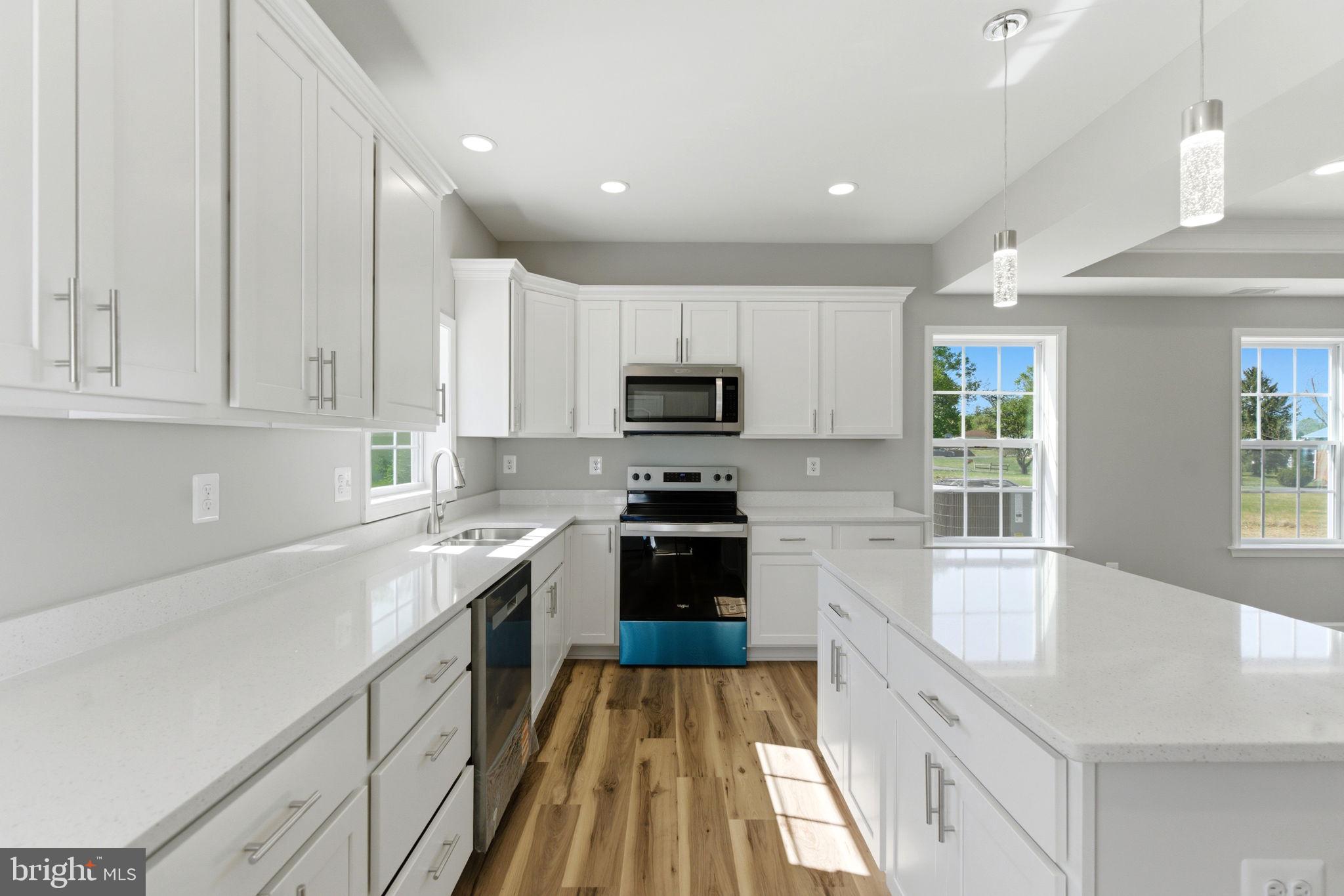 INWOOD EAST - Residential