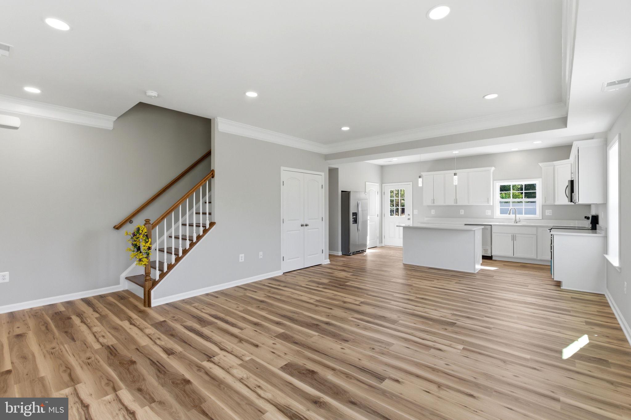 INWOOD EAST - Residential