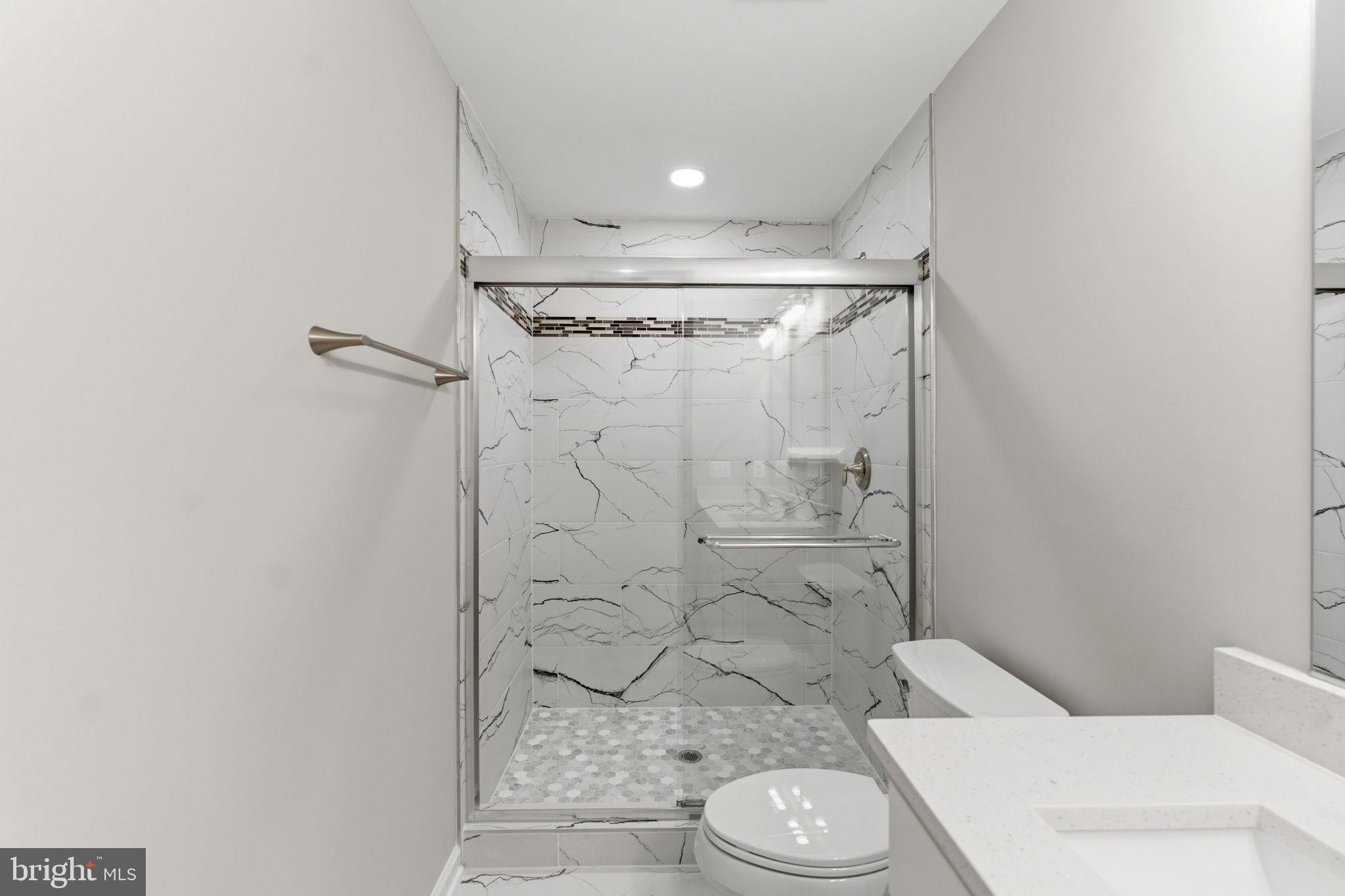 INWOOD EAST - Residential