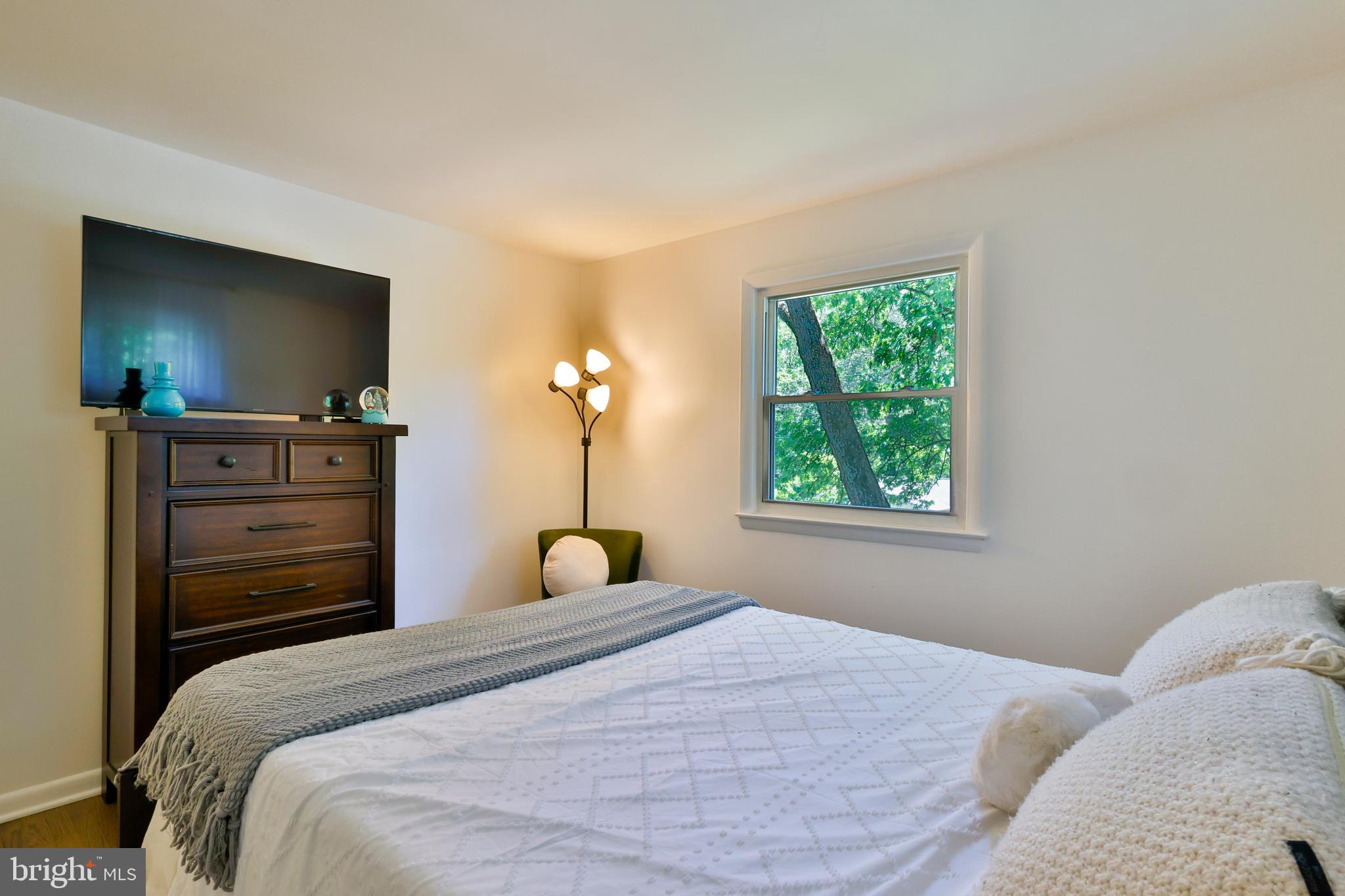 SPRINGBROOK KNOLLS - Residential