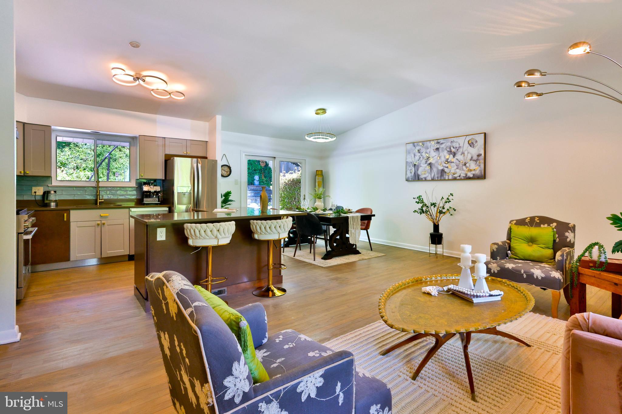 SPRINGBROOK KNOLLS - Residential