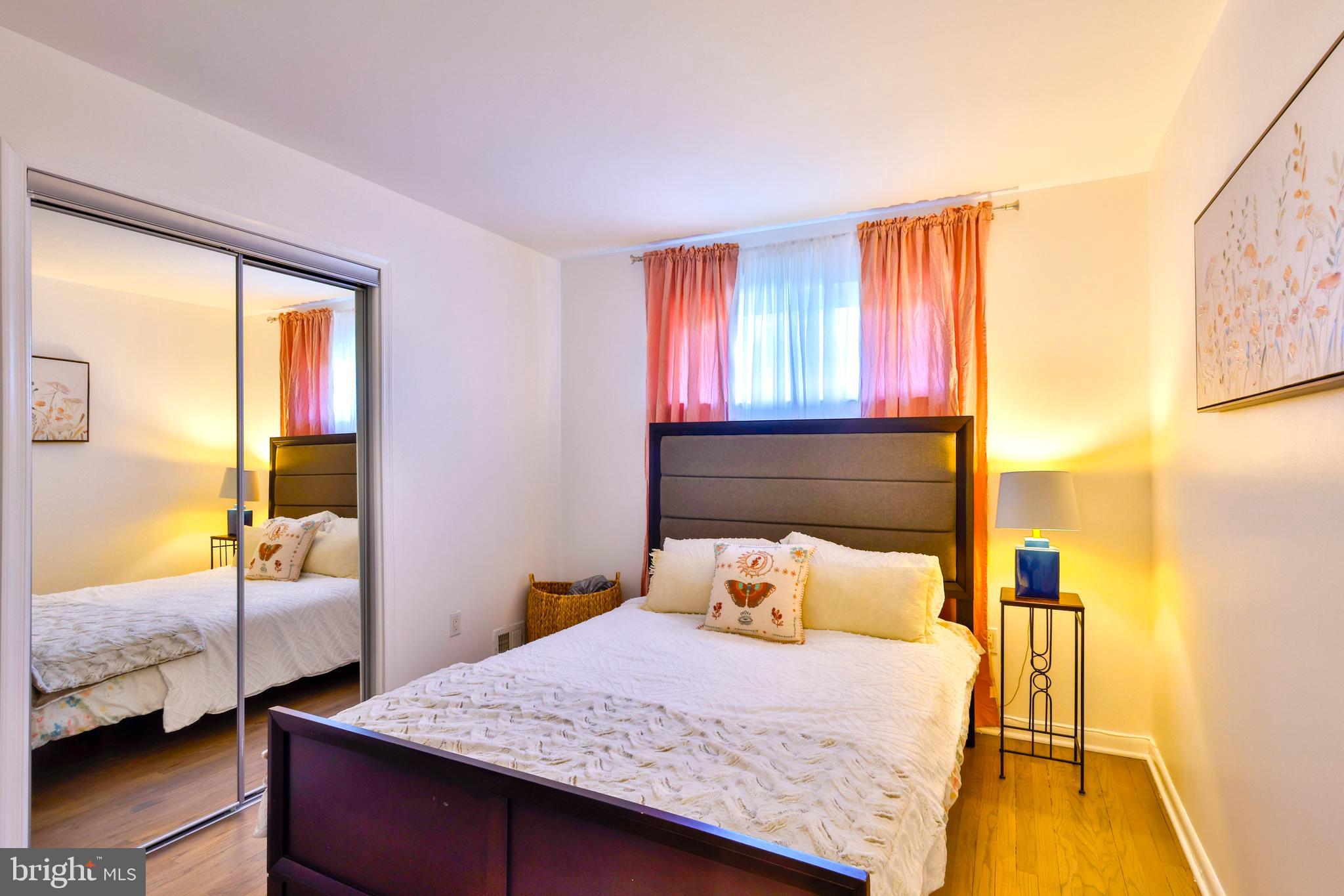 SPRINGBROOK KNOLLS - Residential