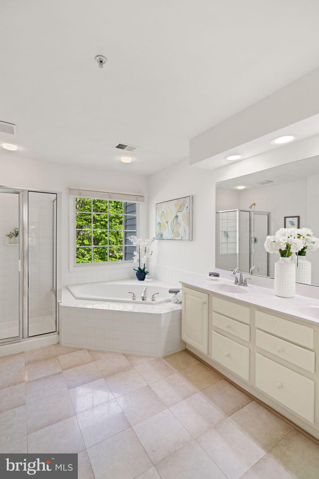 CHERINGTON - Residential