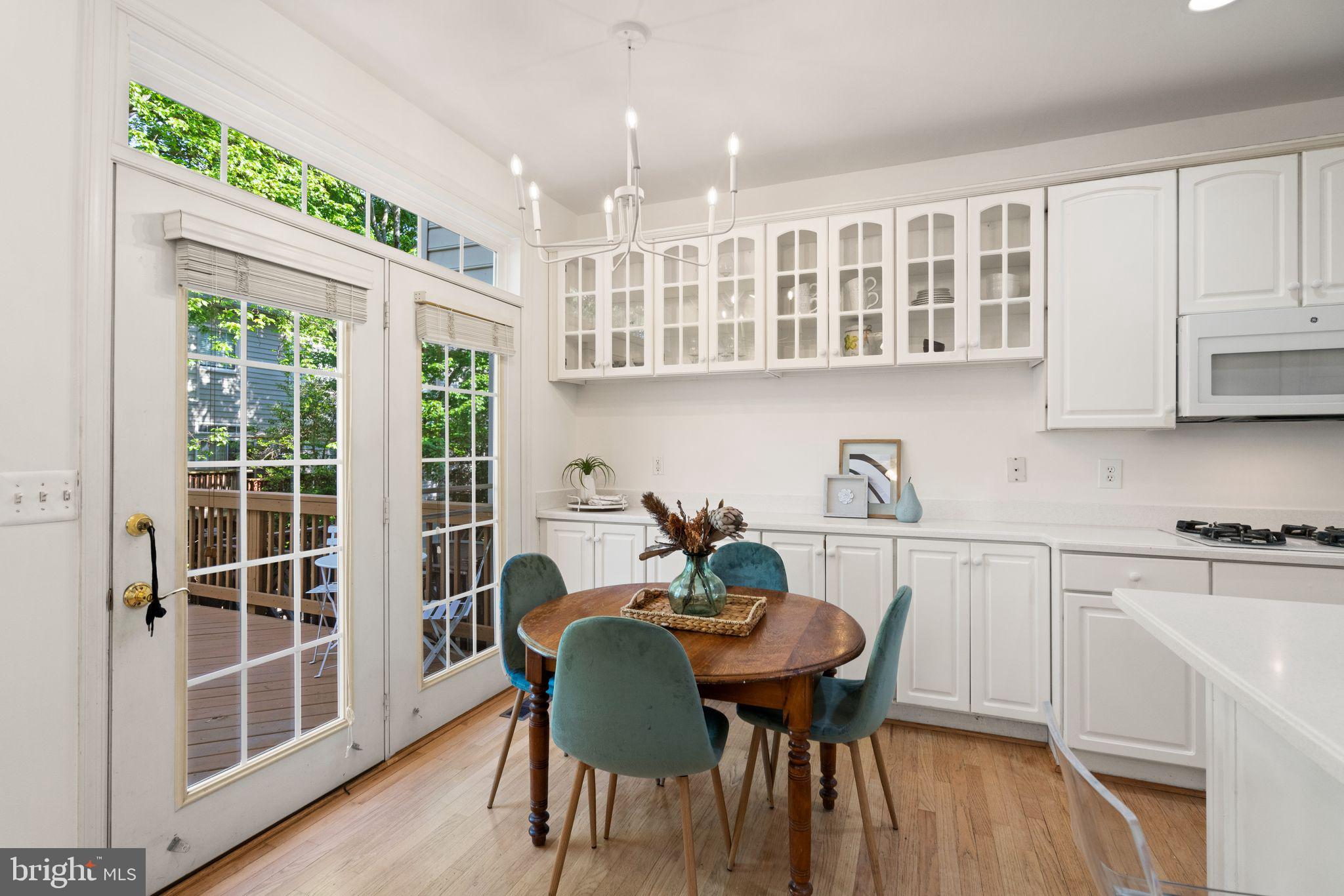 CHERINGTON - Residential