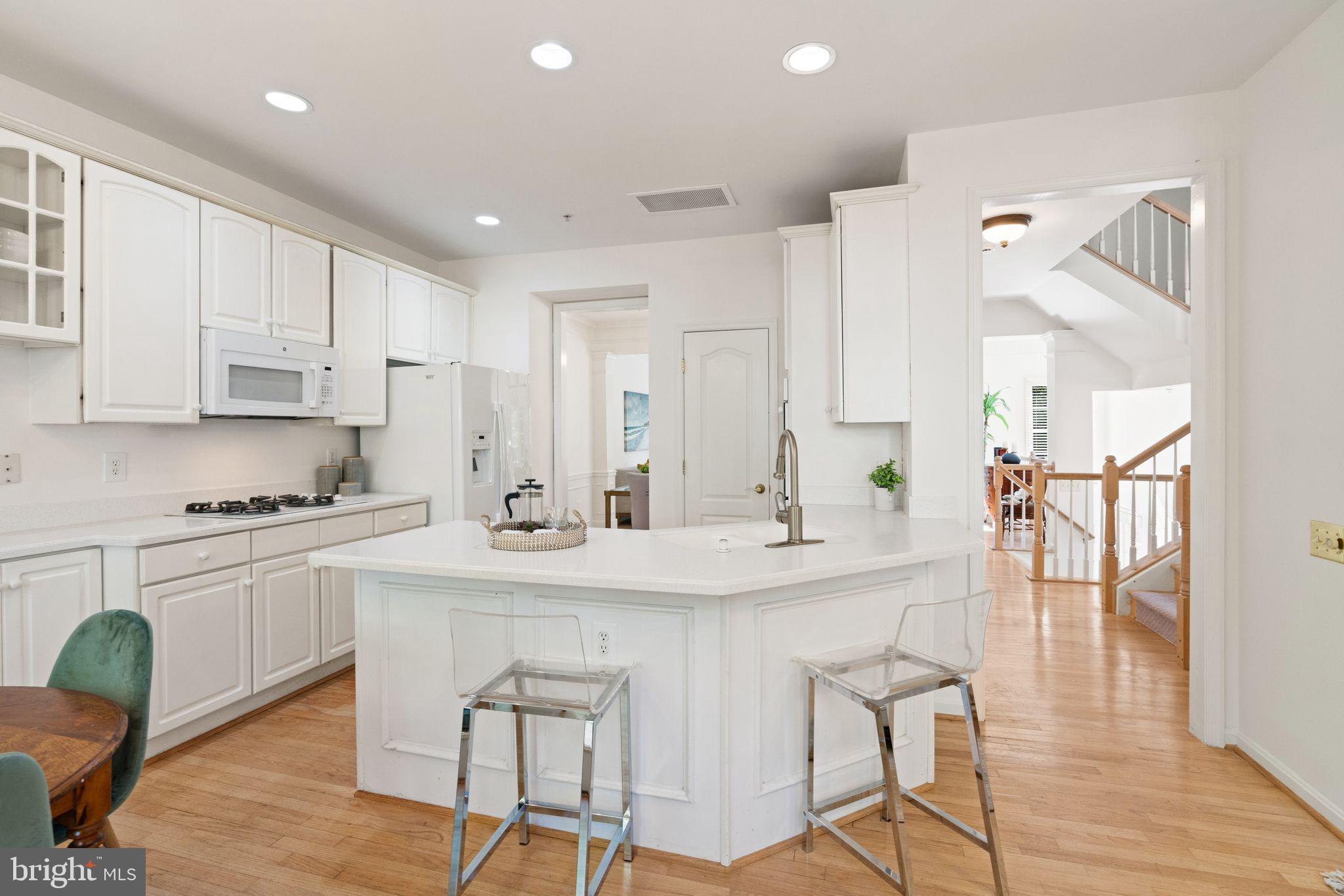 CHERINGTON - Residential