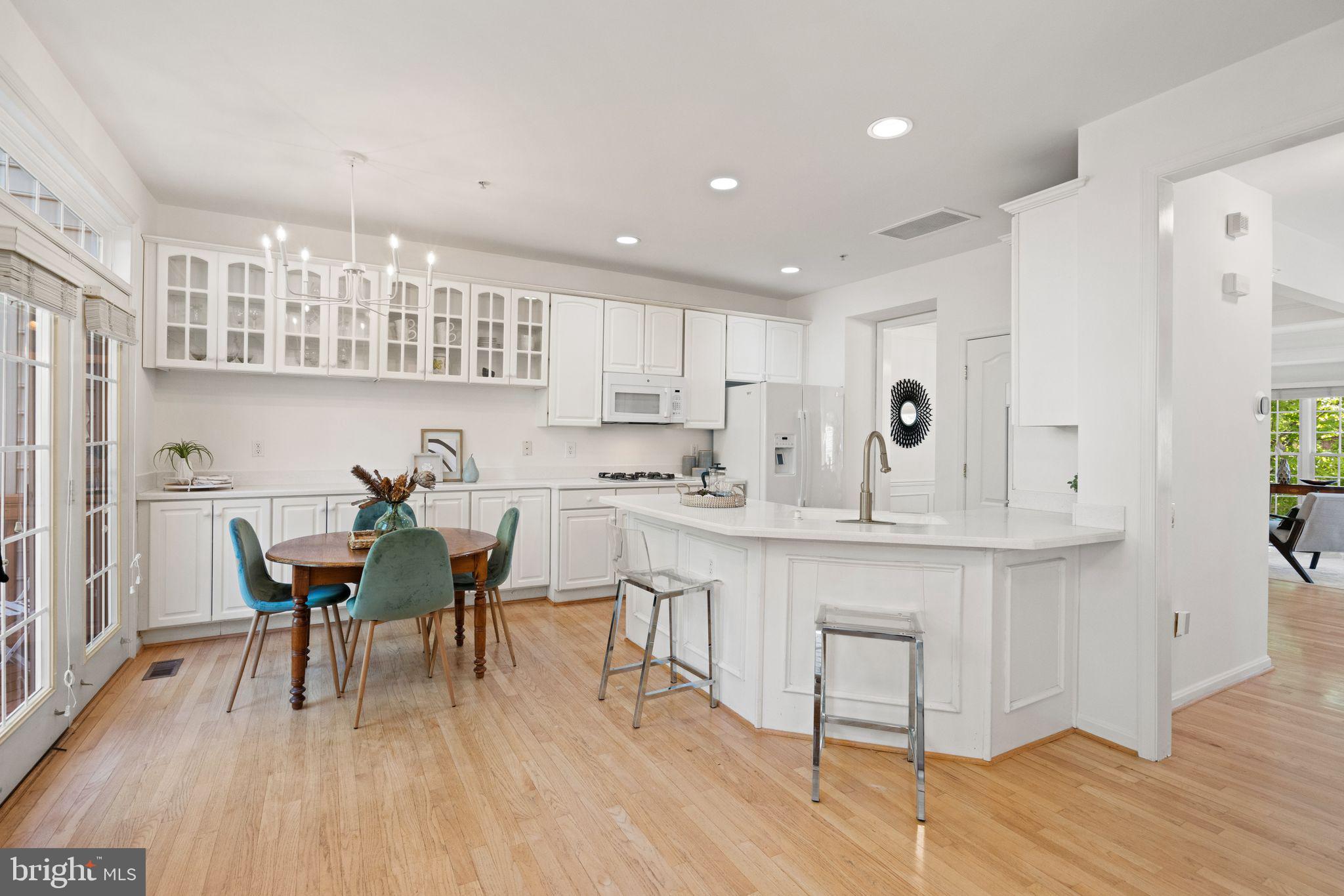 CHERINGTON - Residential