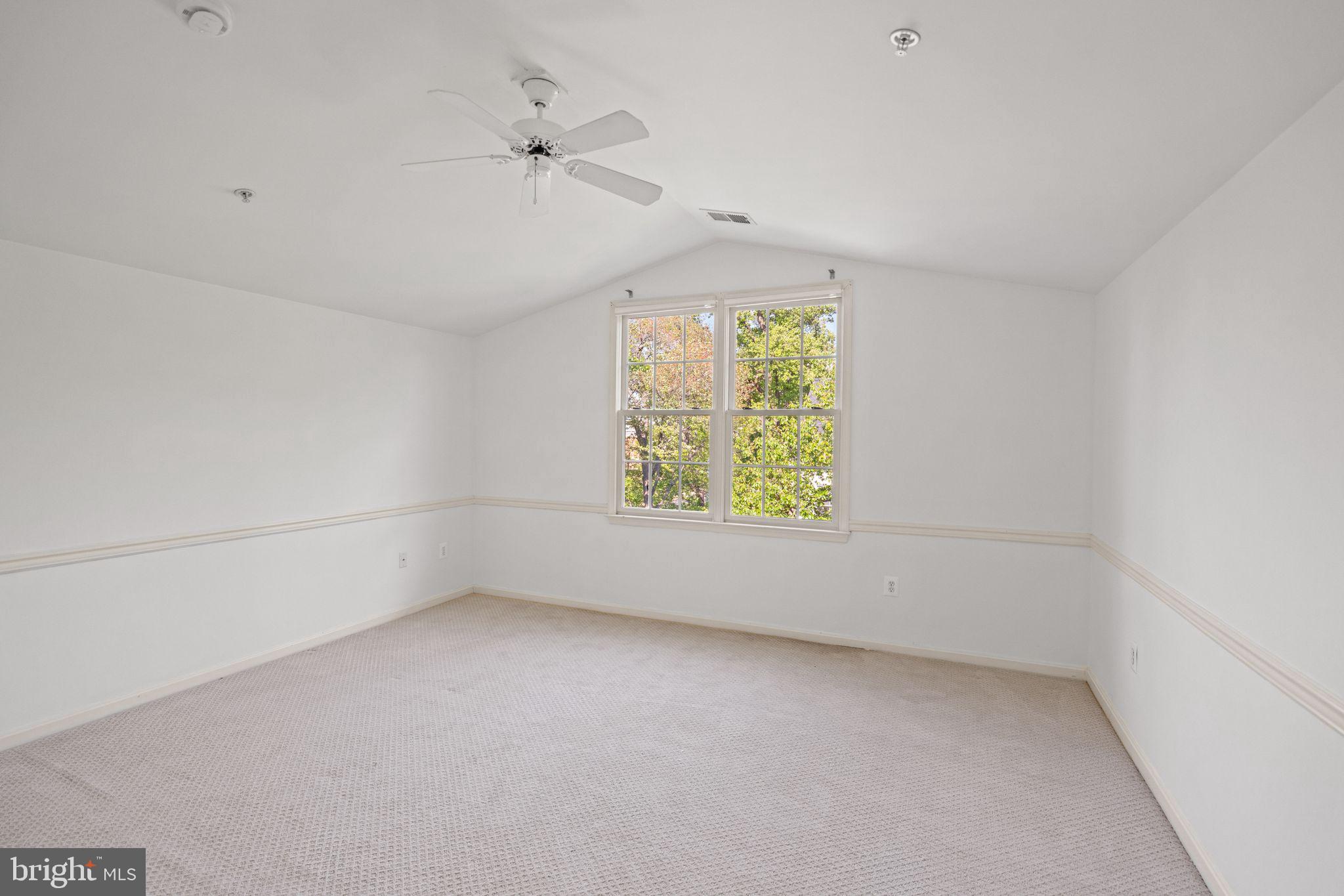 CHERINGTON - Residential
