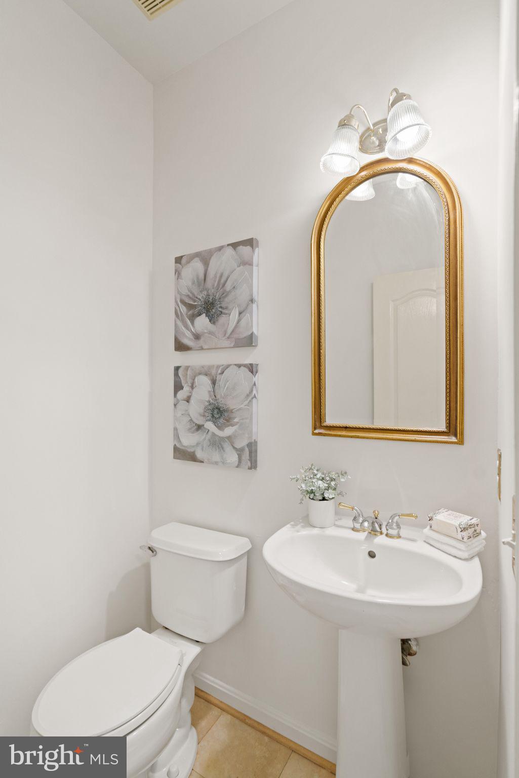 CHERINGTON - Residential