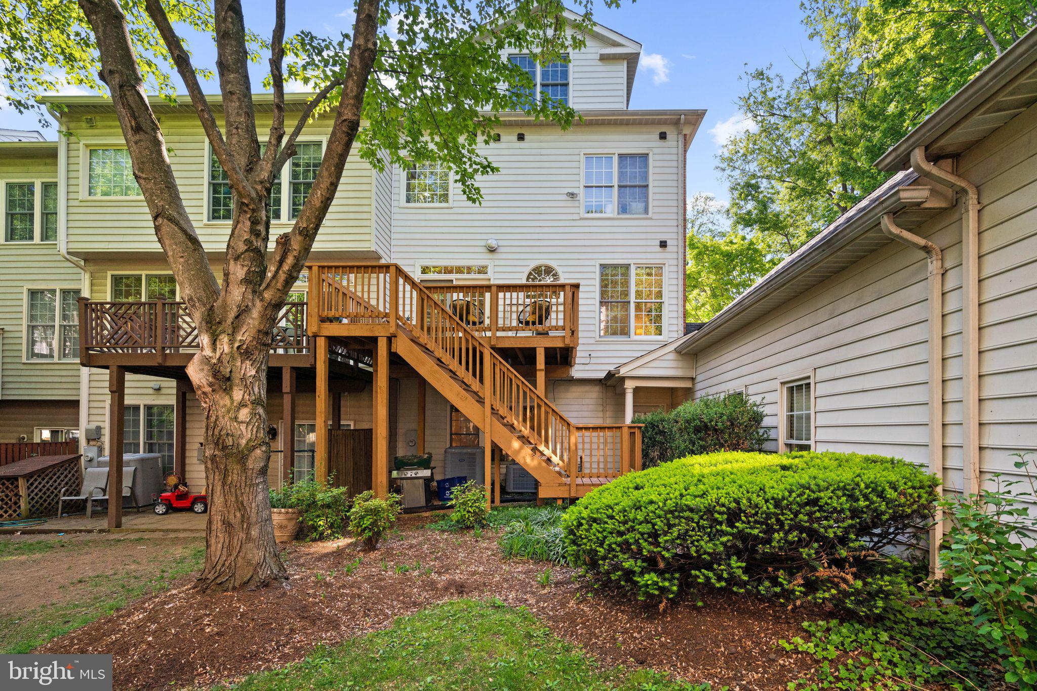 CHERINGTON - Residential