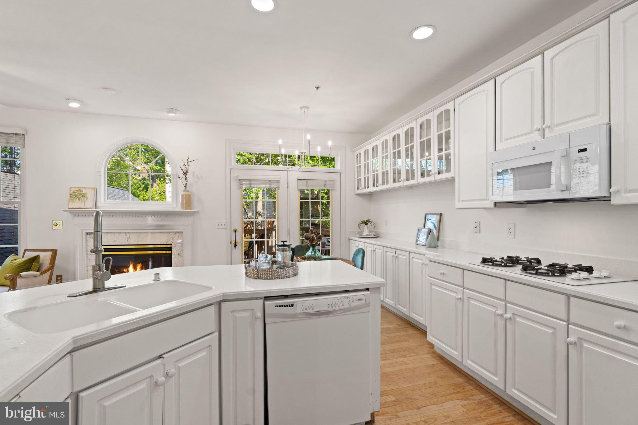 CHERINGTON - Residential