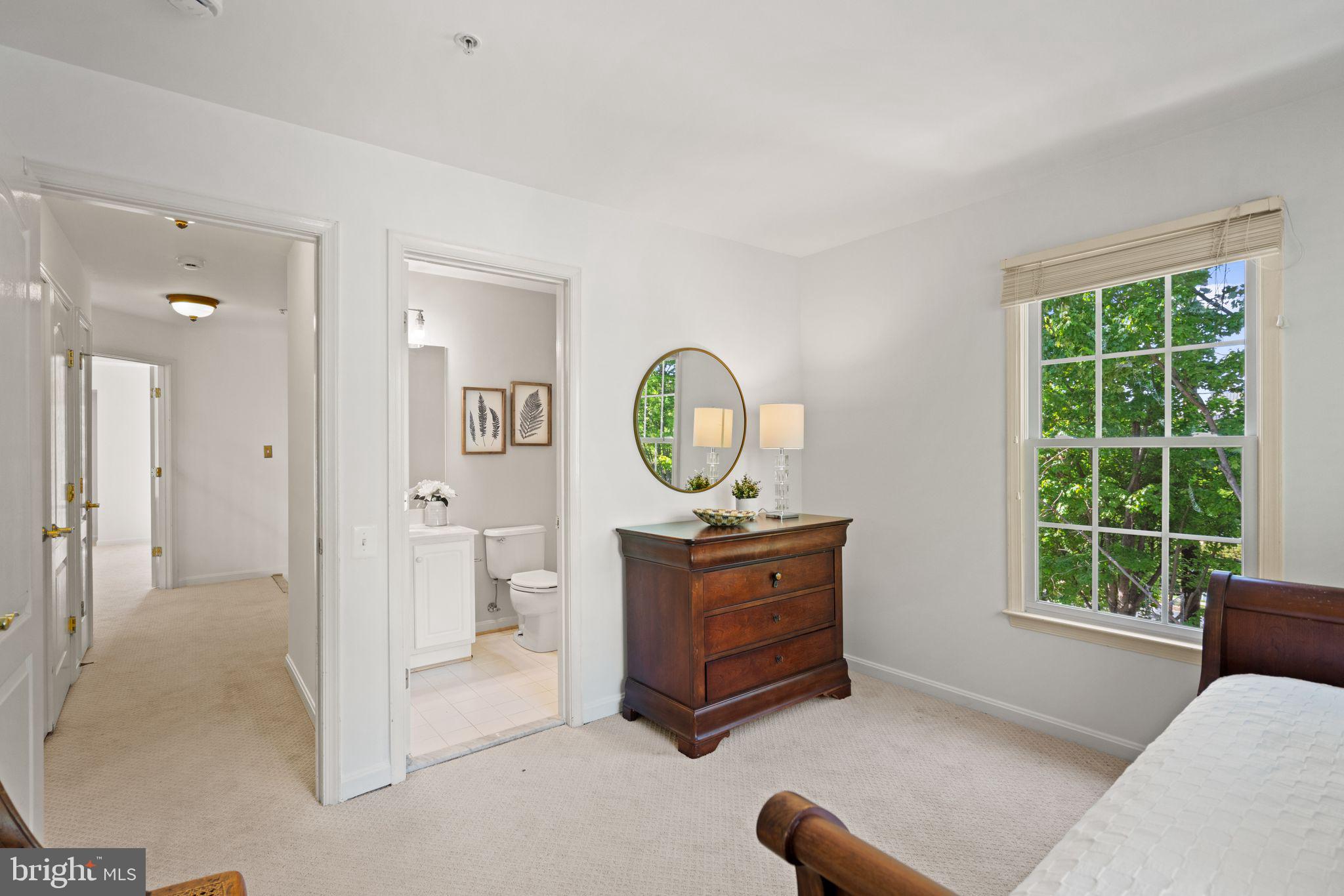 CHERINGTON - Residential