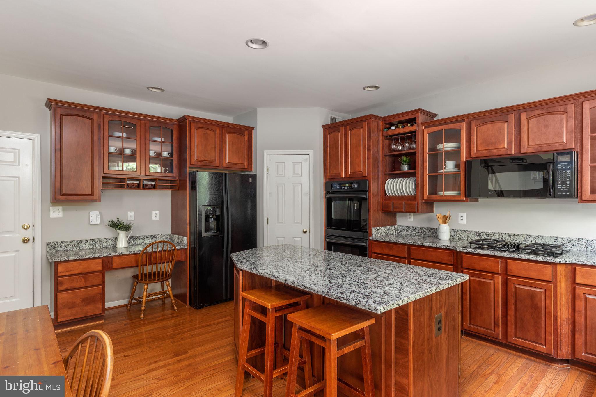 OLD DOMINION VALLEY - Residential