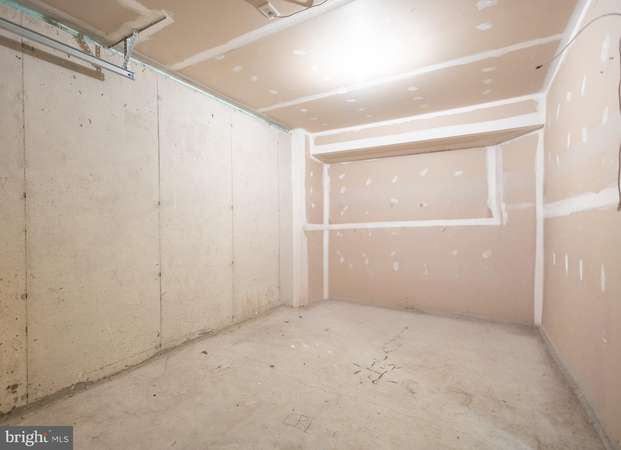 GLEN BURNIE - Residential Lease