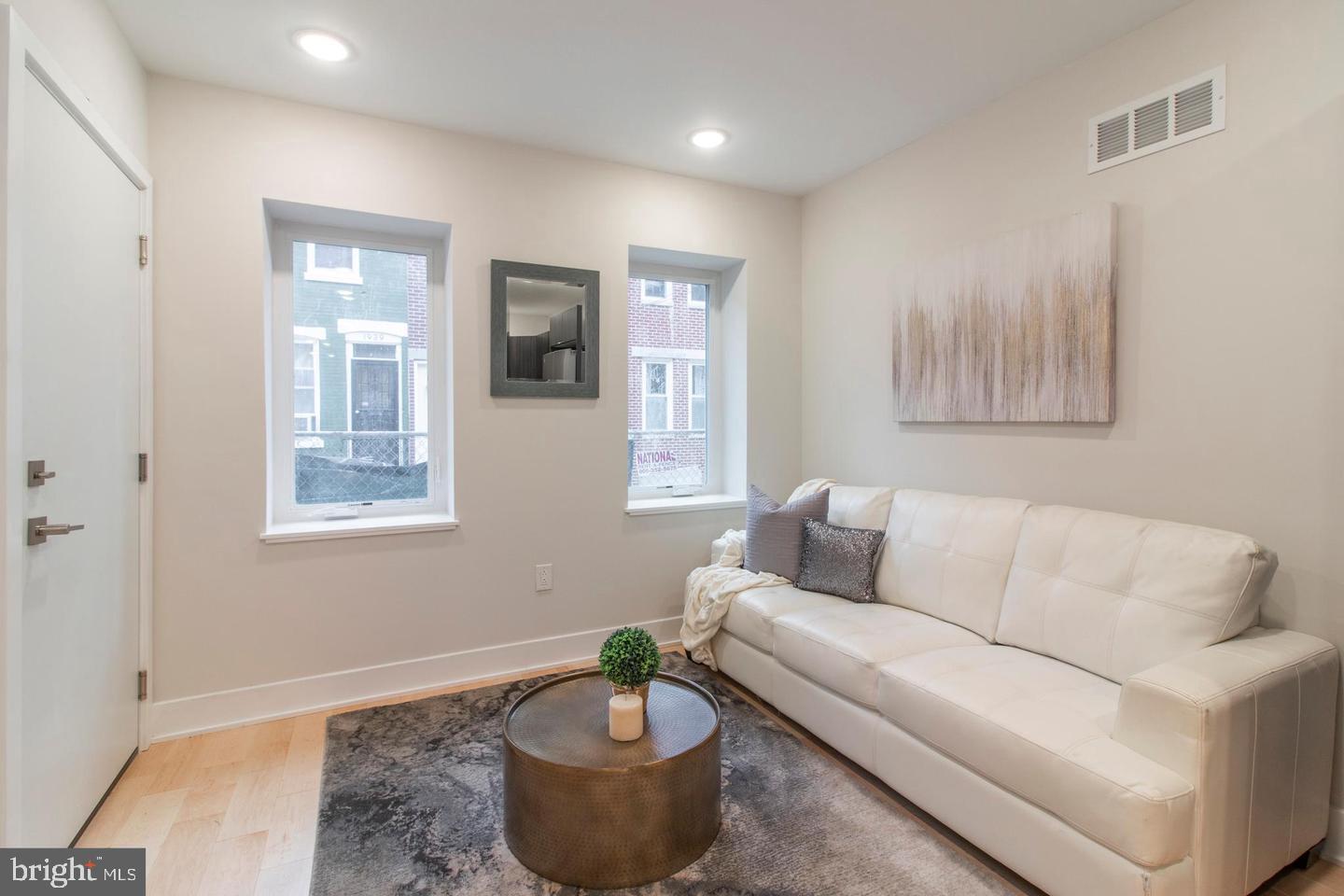 FRANCISVILLE - Residential