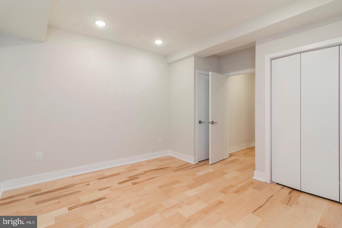 FRANCISVILLE - Residential