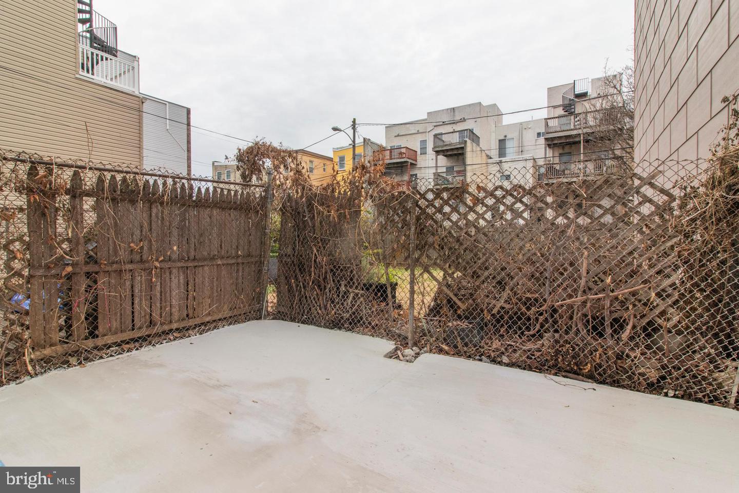 FRANCISVILLE - Residential