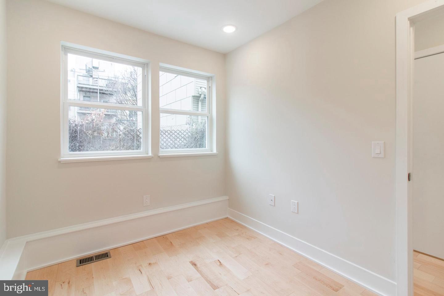 FRANCISVILLE - Residential