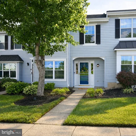 604 Lindsley Court, Burlington Township, NJ MLS: NJBL2112136