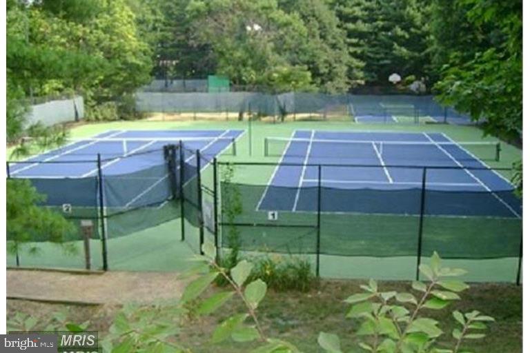 ROTONDA - Residential Lease