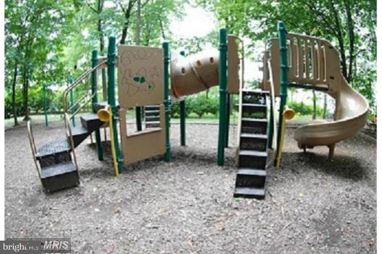 ROTONDA - Residential Lease