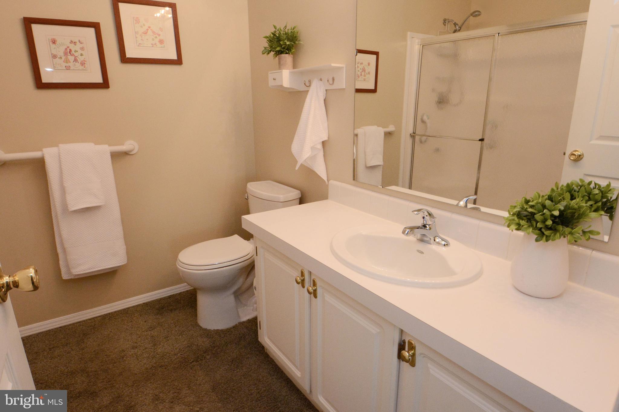 QUIET ACRES - Residential