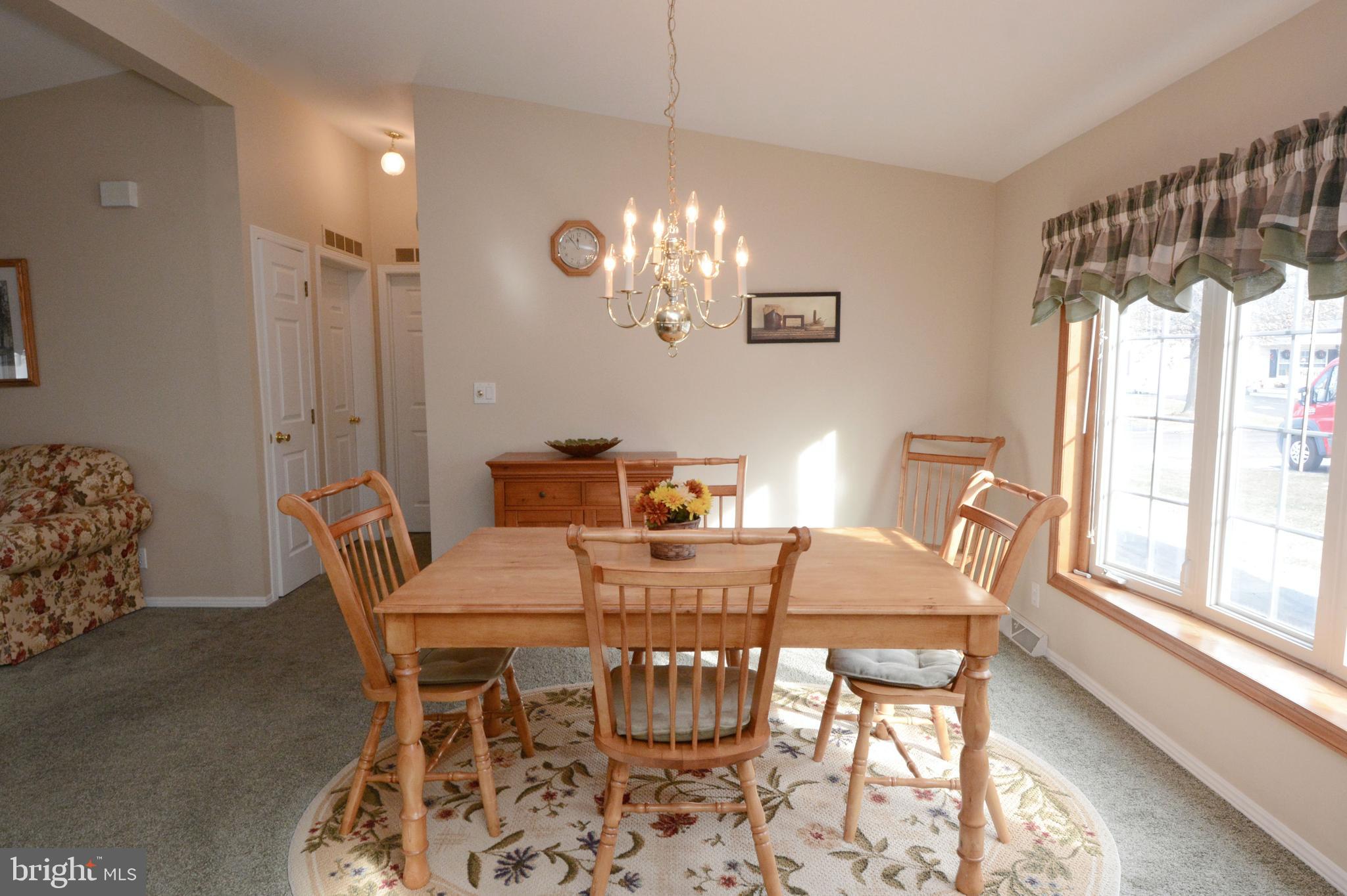 QUIET ACRES - Residential