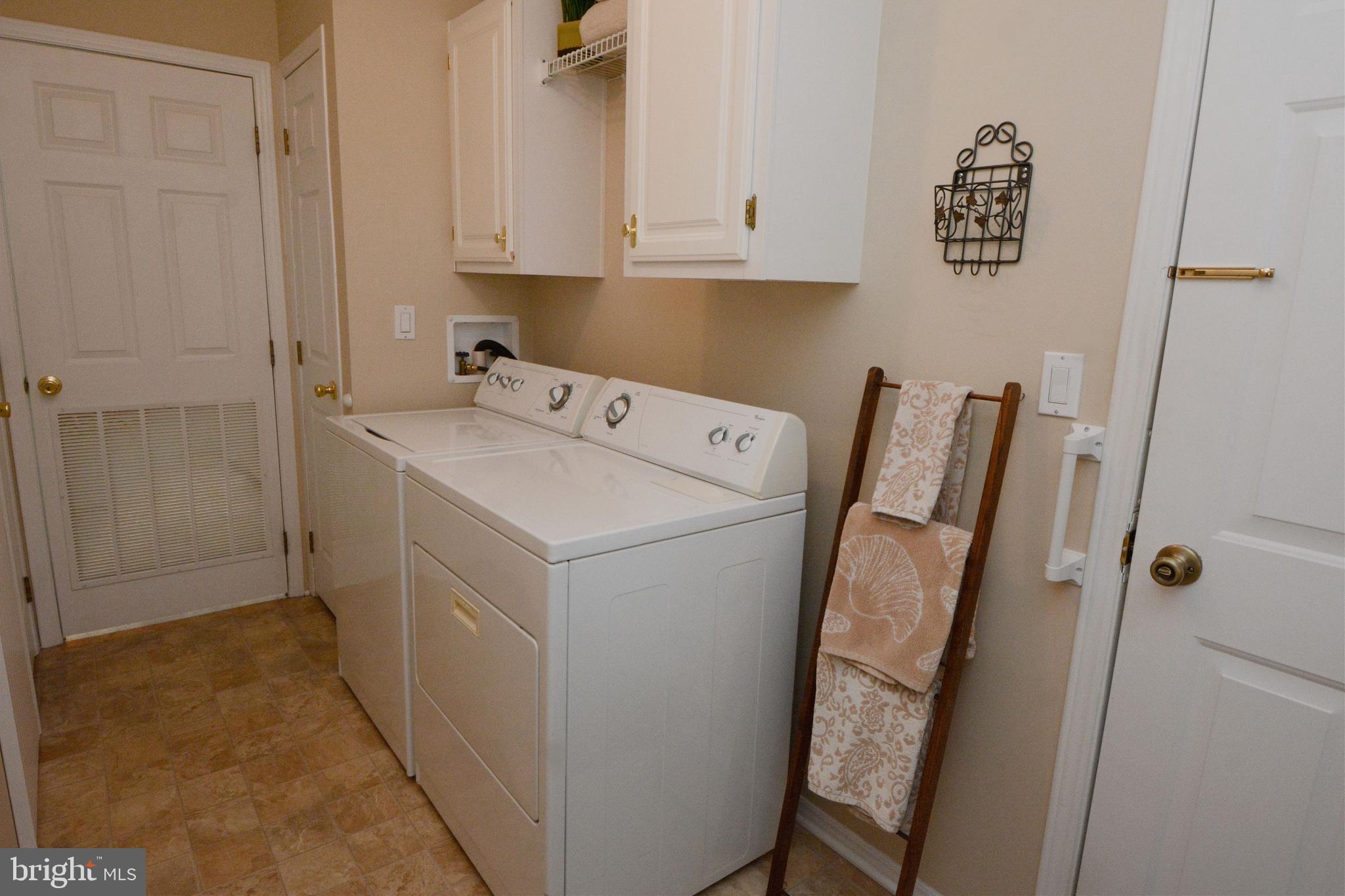 QUIET ACRES - Residential