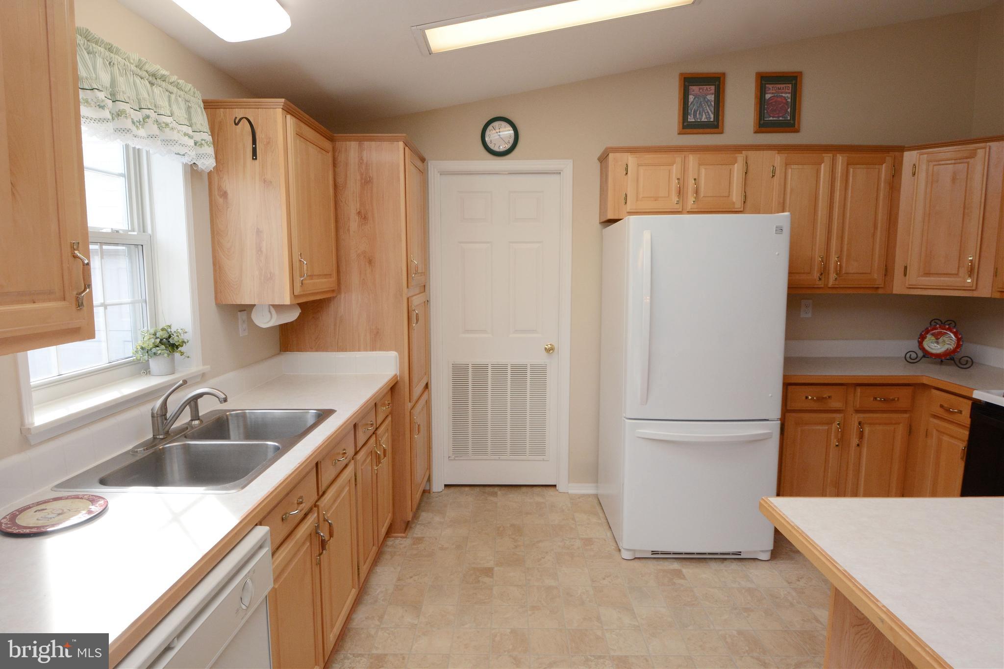 QUIET ACRES - Residential