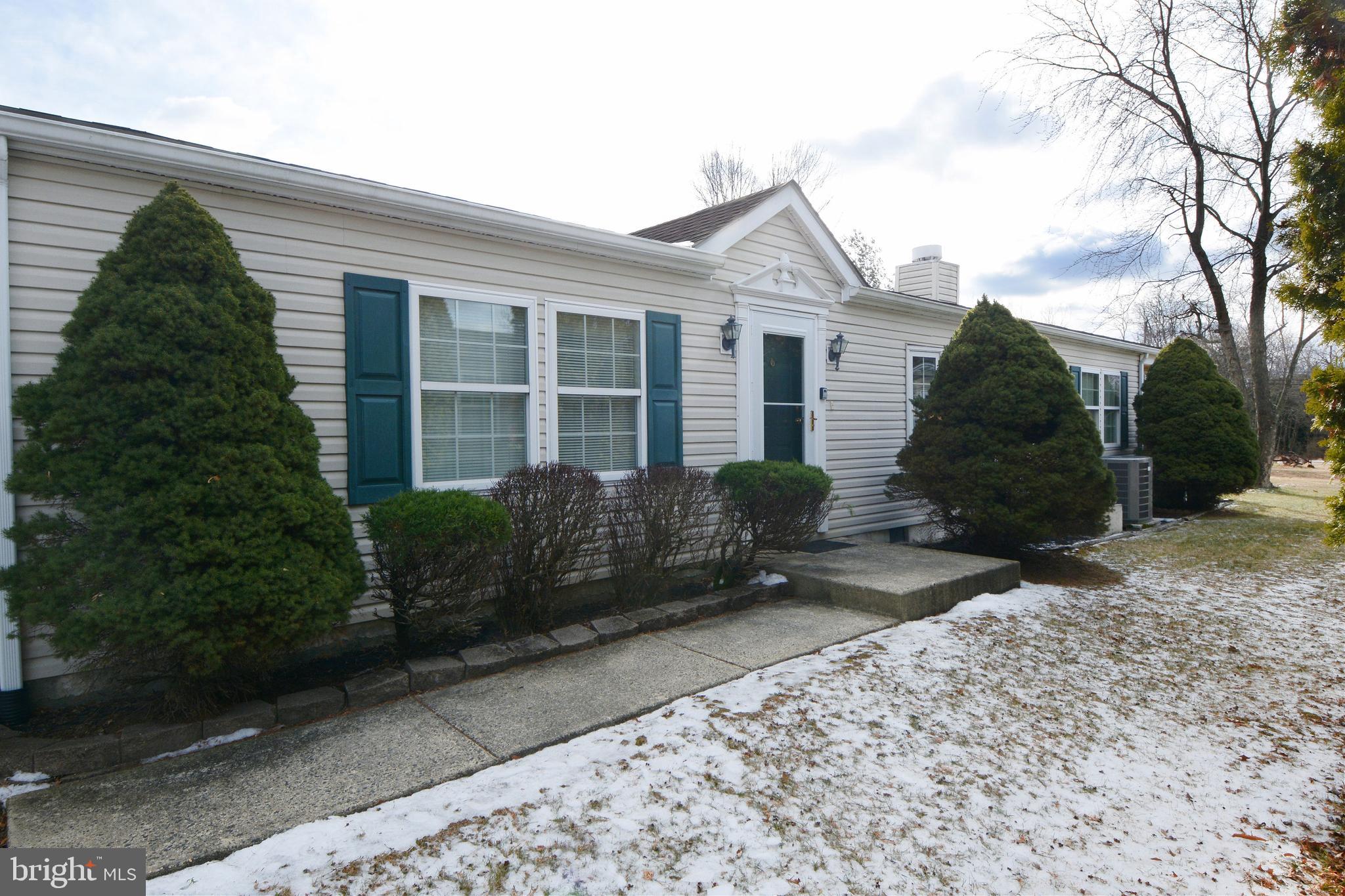 QUIET ACRES - Residential