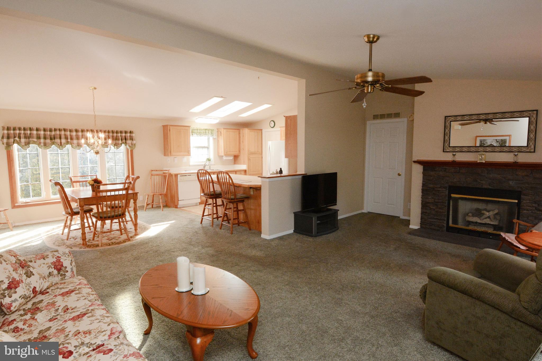 QUIET ACRES - Residential