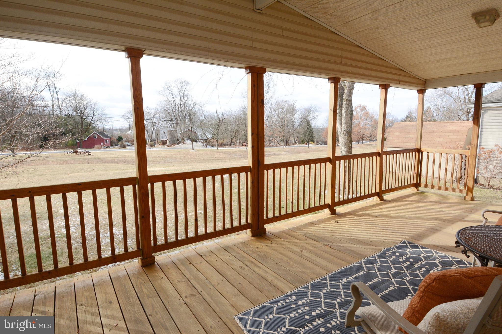 QUIET ACRES - Residential