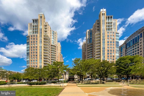 Condo For Rent - 11990 Market Street #717<br/> Fairfax County, RESTON, VA 20190