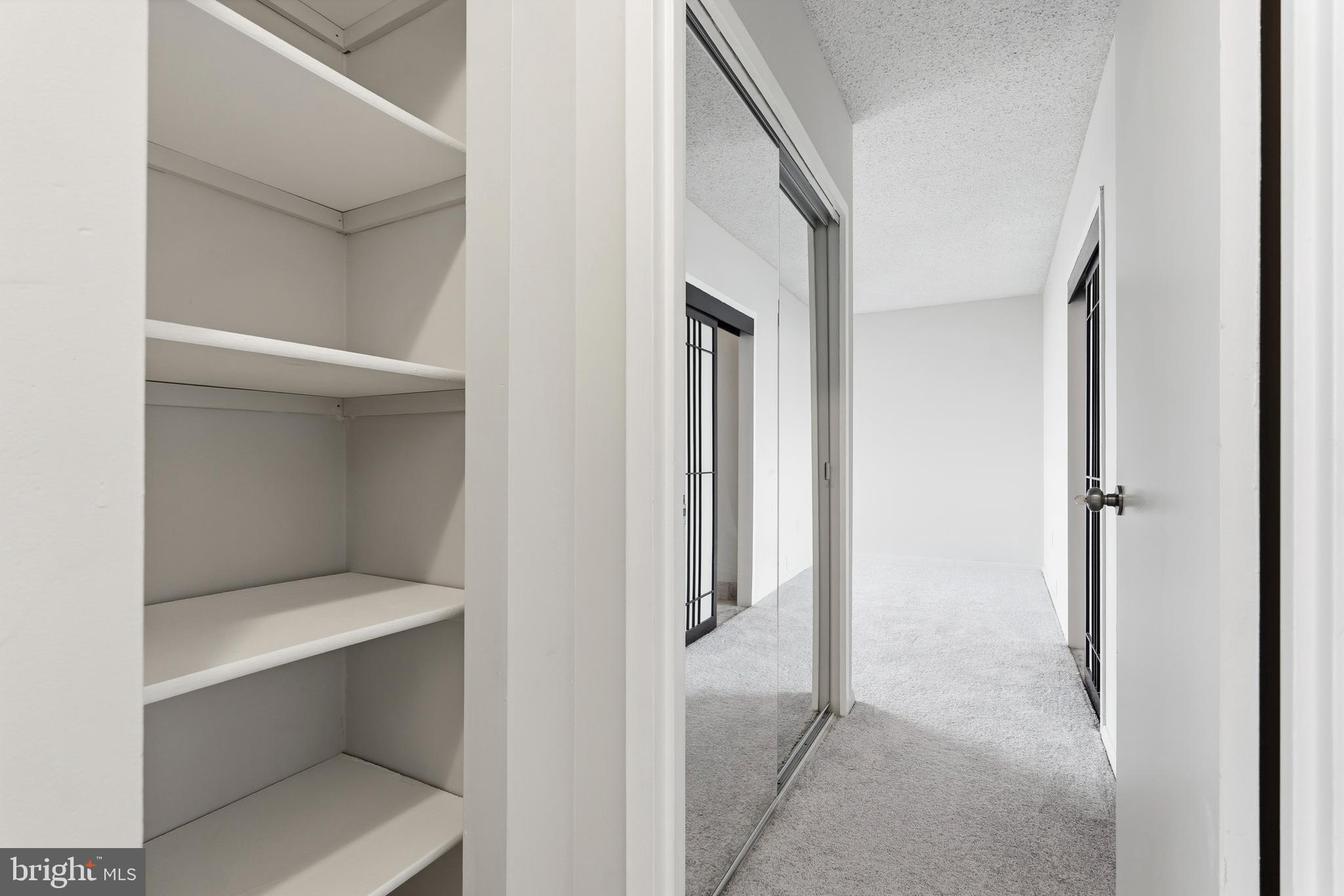 SKYLINE PLAZA - Residential