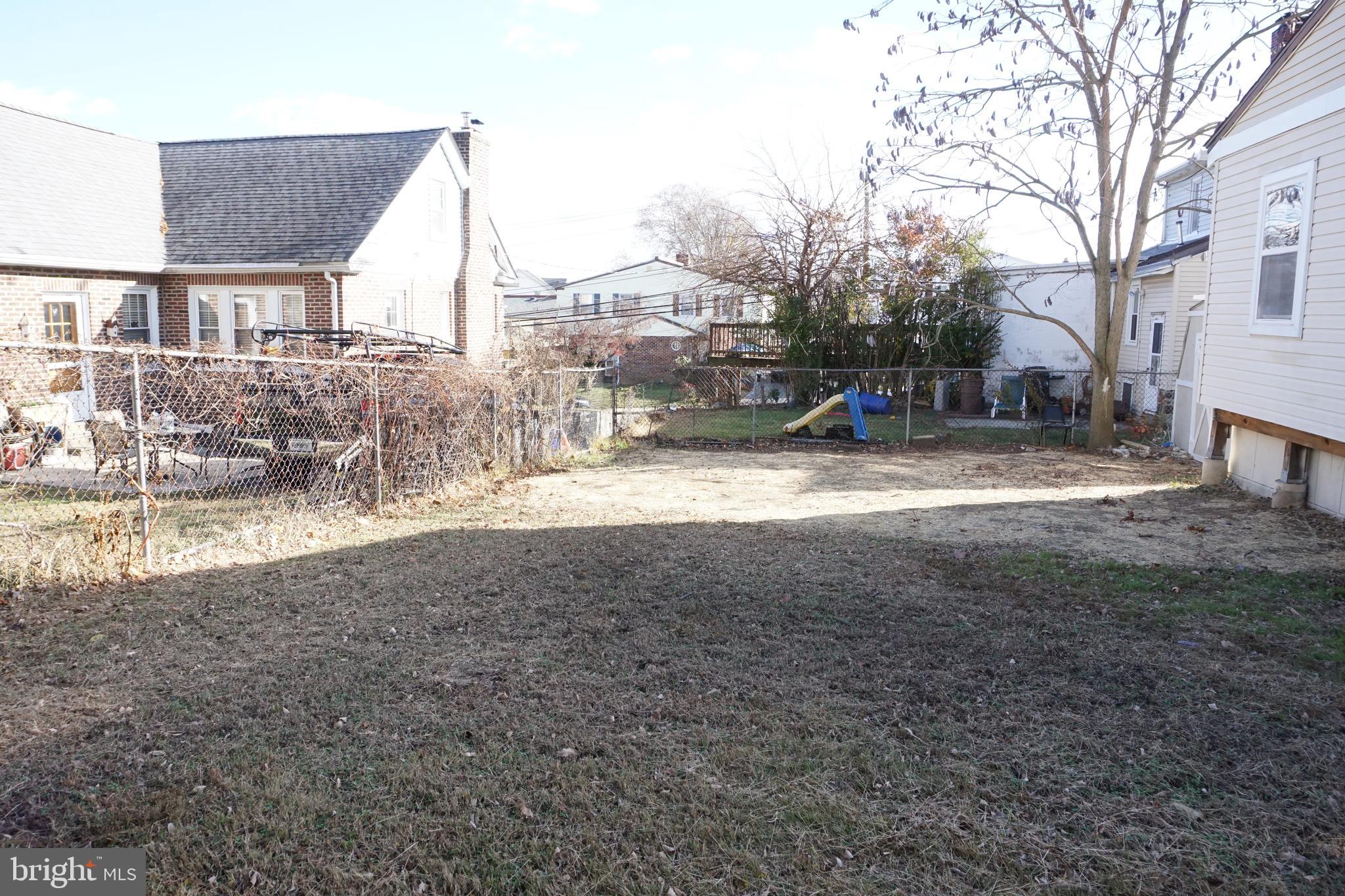 105 N DIAMOND STREET