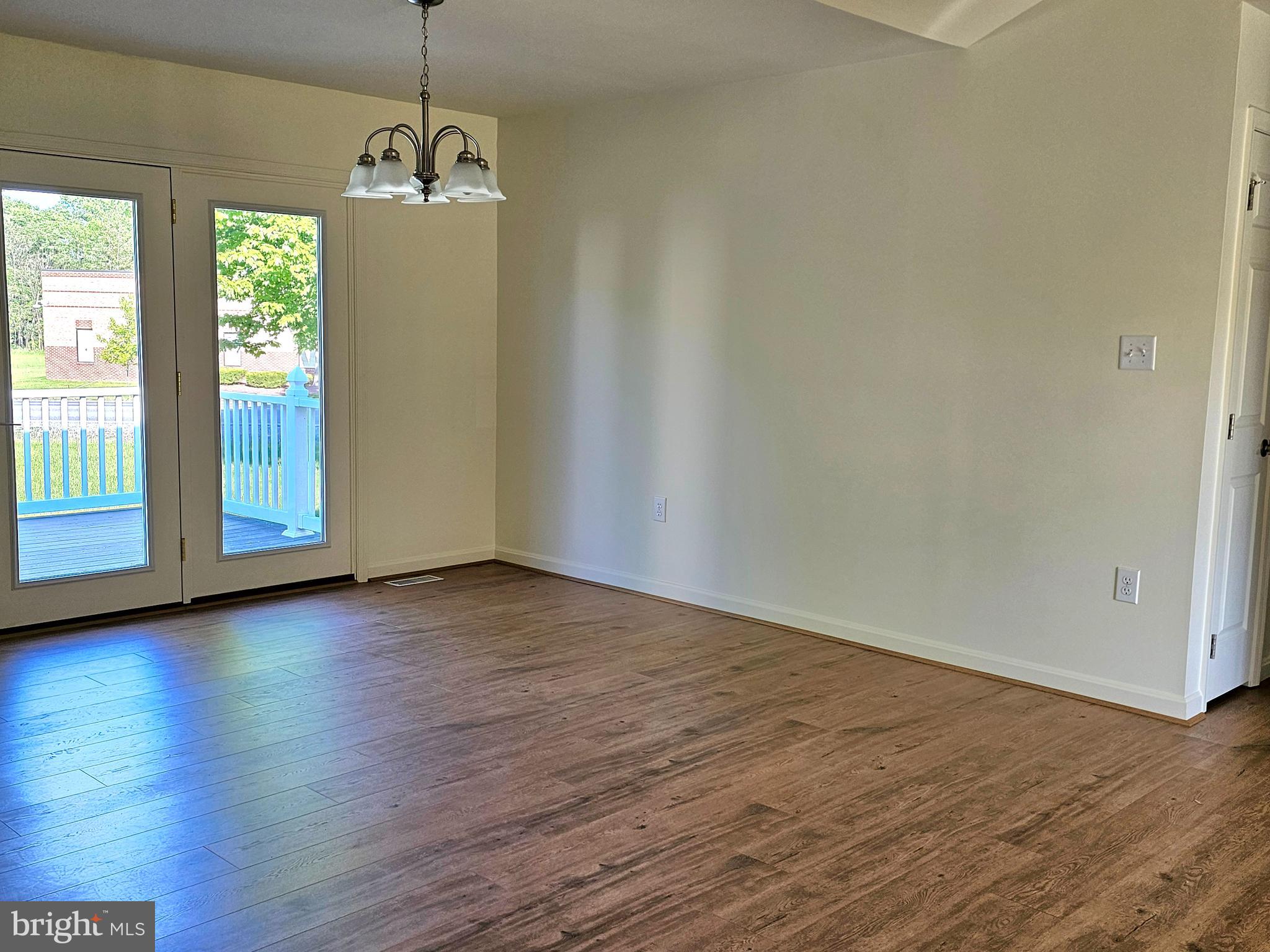 SPRING MILLS - Residential