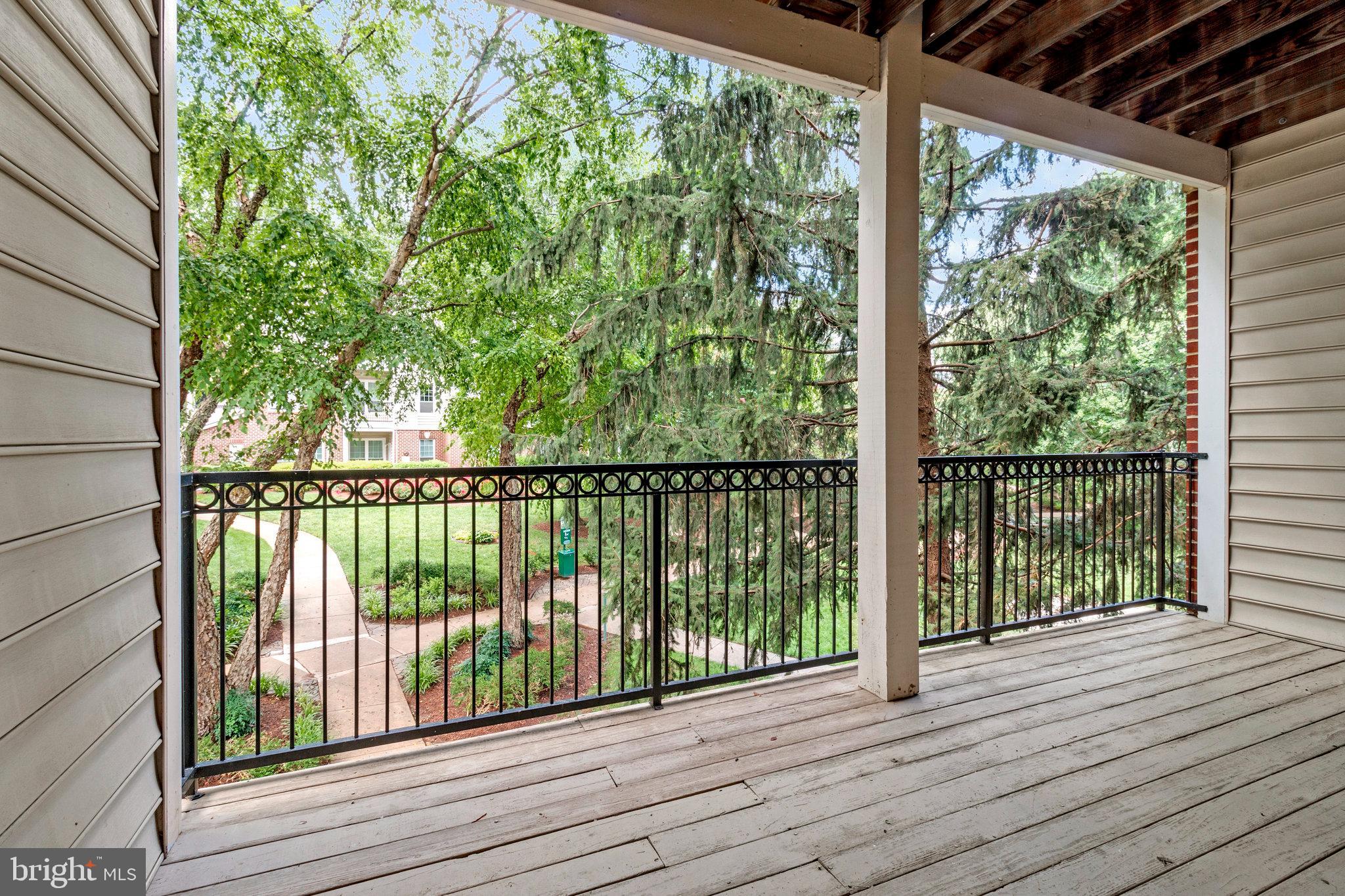 GATES OF MCLEAN - Residential