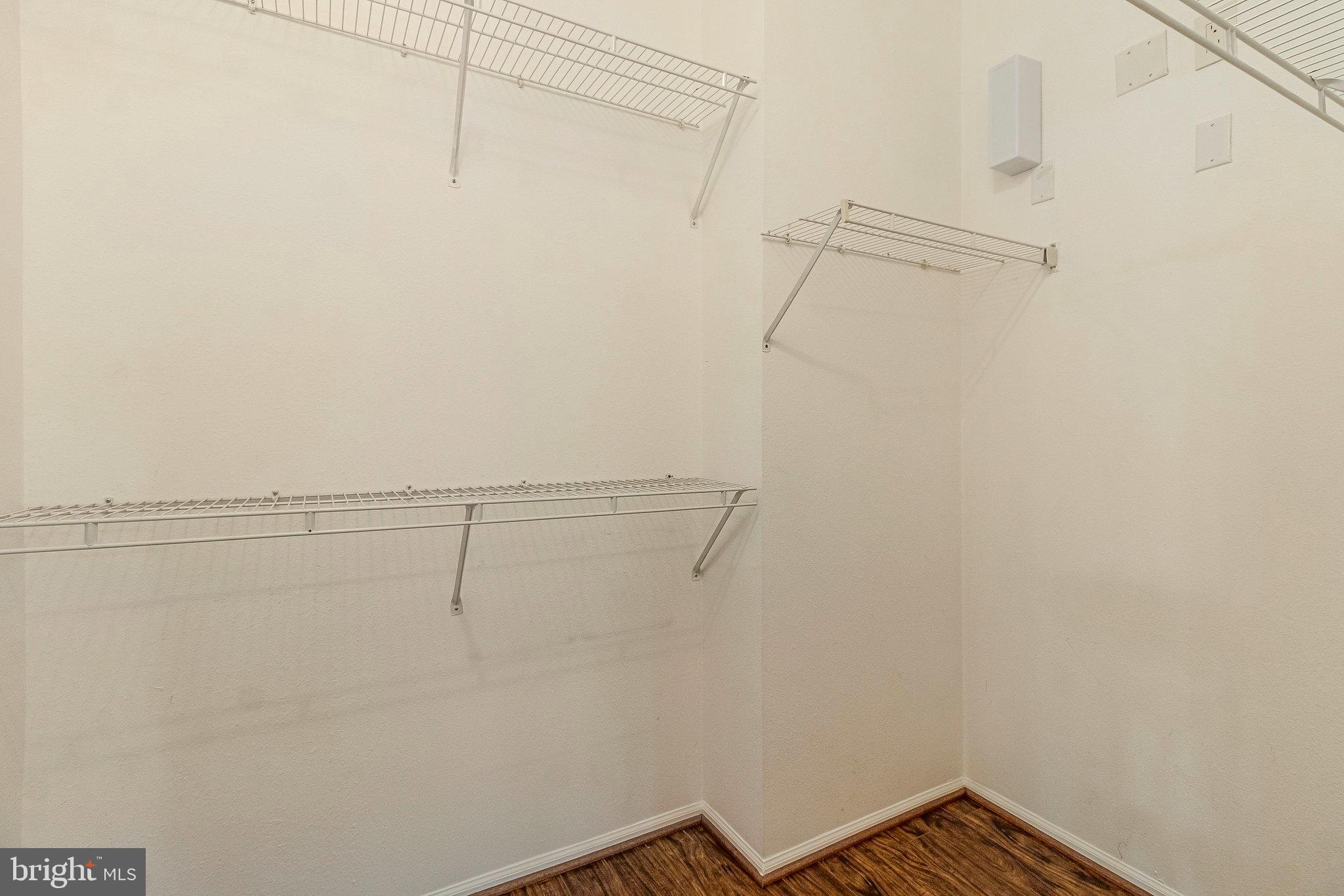 GATES OF MCLEAN - Residential