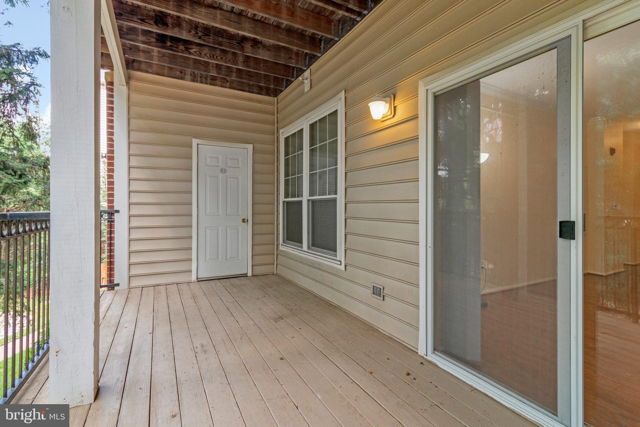 GATES OF MCLEAN - Residential