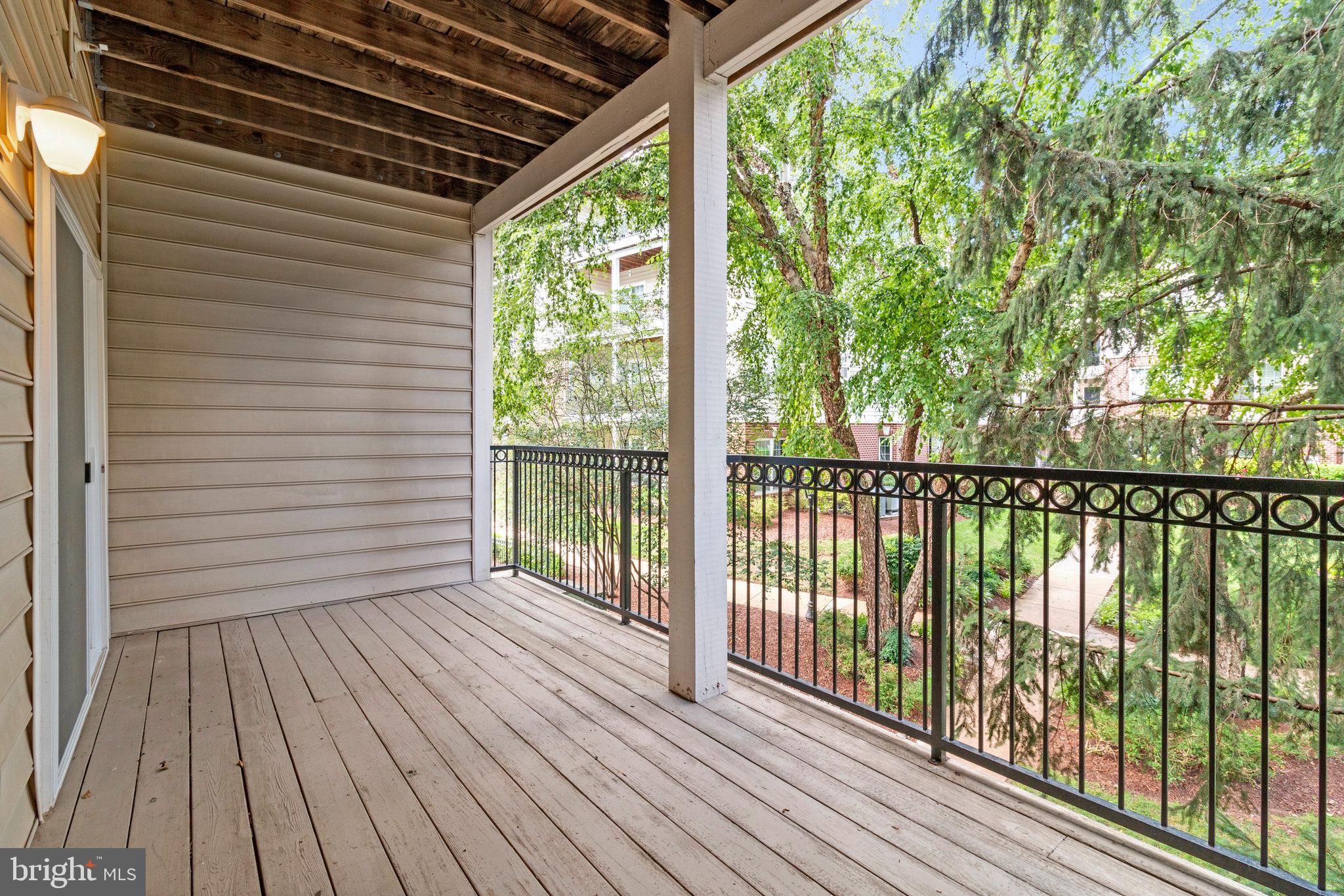 GATES OF MCLEAN - Residential