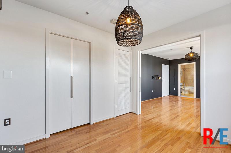 OLD TOWN - Residential Lease