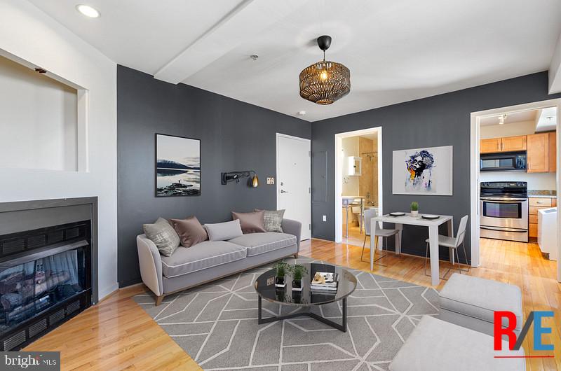 815 KING STREET 4C