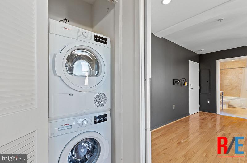 OLD TOWN - Residential Lease