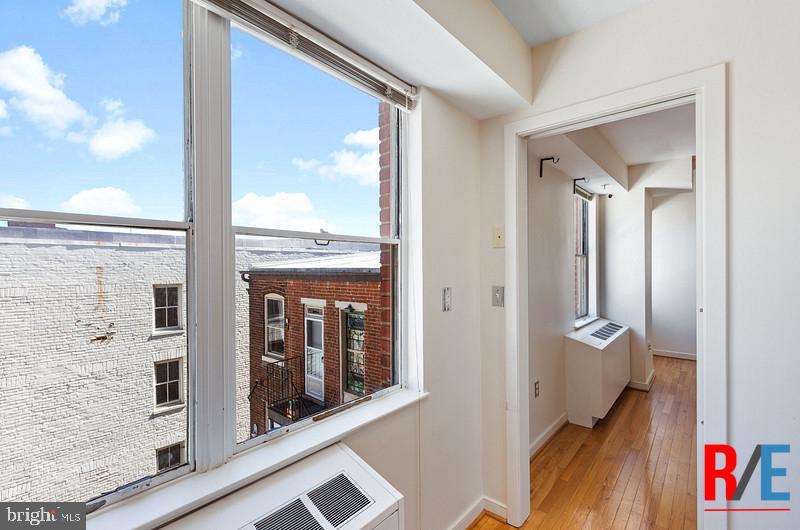 OLD TOWN - Residential Lease