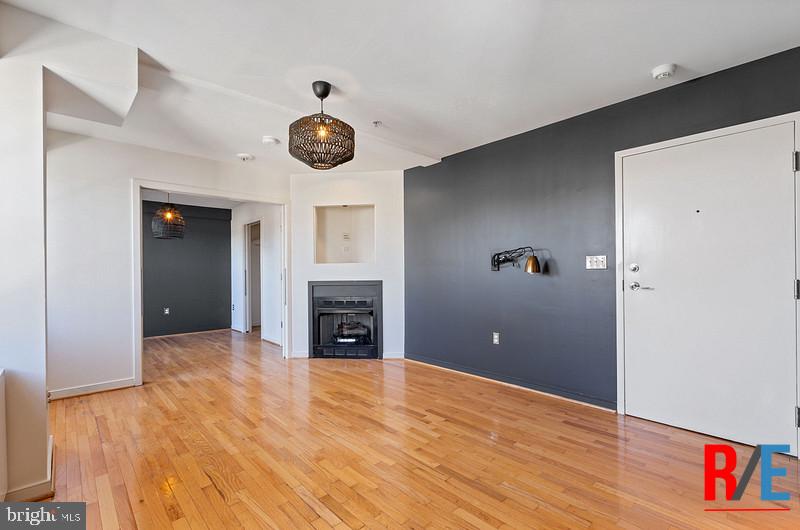 OLD TOWN - Residential Lease