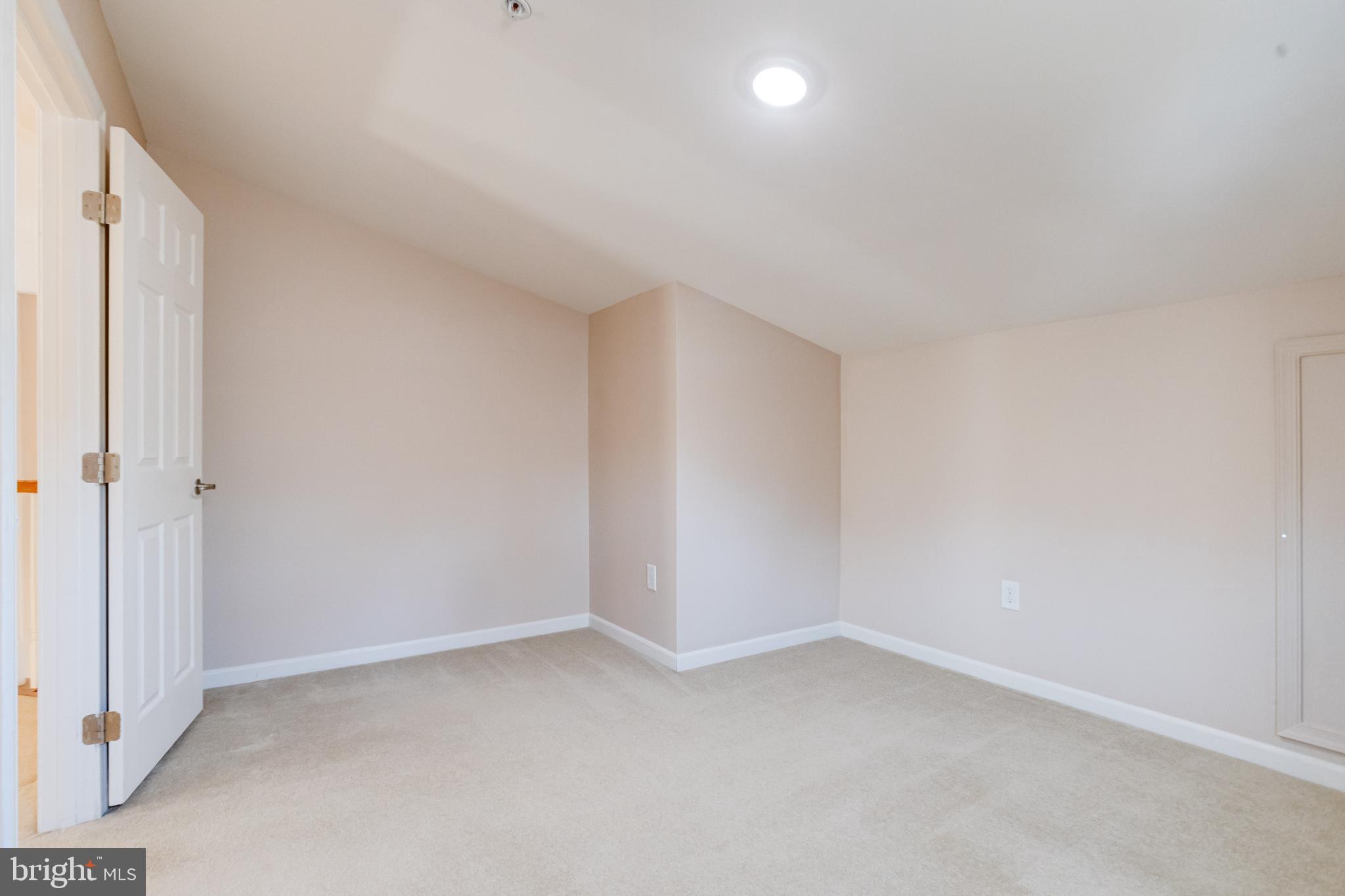 ELLICOTT MEADOWS - Residential